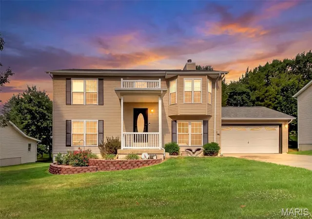 Photo 1 of Single family home for sale at 1040 Wrigley Cir, Warrenton, MO 63383 | MLS# MIS26046101 | Listing updated on 2026-09-15