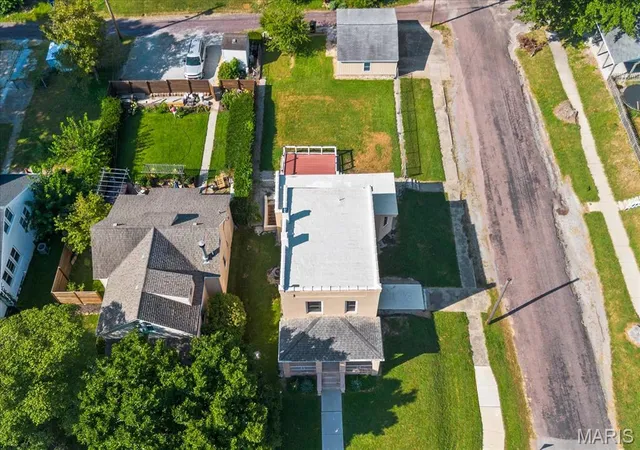 Photo 3 of Single family home for sale at 500 Wabash Ave, Belleville, IL 62220 | MLS# MIS26046116 | Listing updated on 2026-10-05