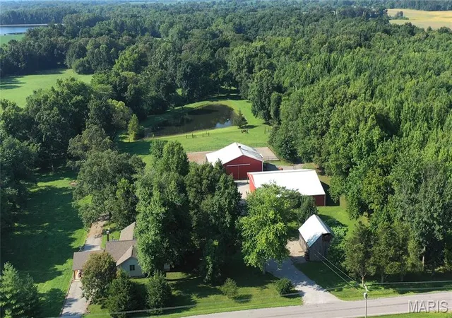 Photo 2 of Single family home for sale at 23036 Carlyle Rd, Thompsonville, IL 62890 | MLS# MIS26046166 | Listing updated on 2026-09-14