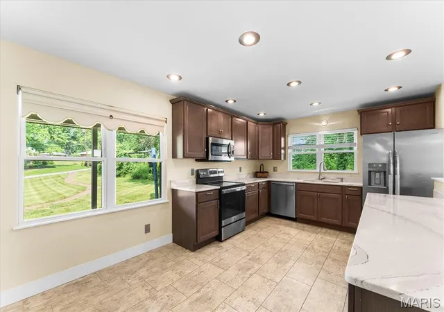 Photo 4 of Single family home for sale at 1 Debby Ln, Belleville, IL 62223 | MLS# MIS26046203 | Listing updated on 2026-09-14