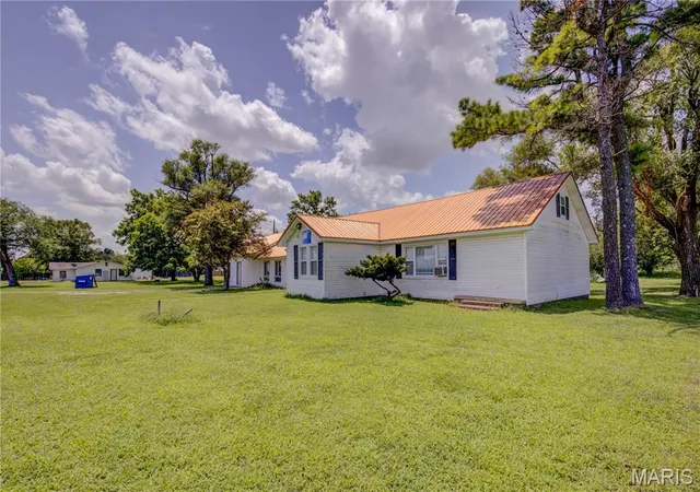 Photo 4 of Single family home for sale at 34963 State Hwy 25, Clarkton, MO 63837 | MLS# MIS26046295 | Listing updated on 2026-09-10