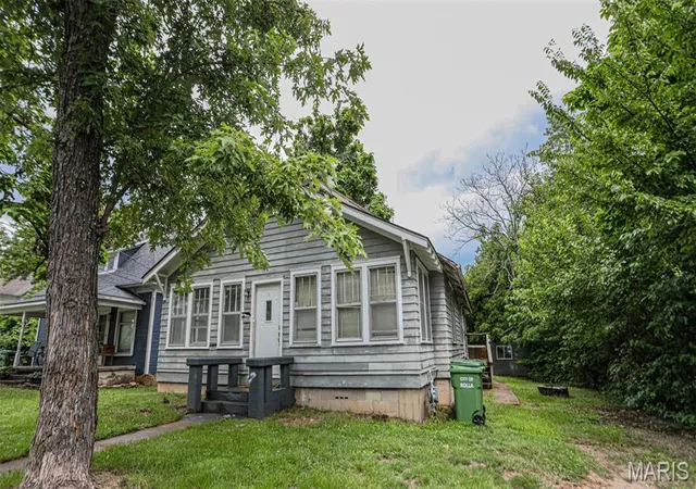 Photo 2 of Single family home for sale at 302 N Walnut St, Rolla, MO 65401 | MLS# MIS26046561 | Listing updated on 2026-09-10