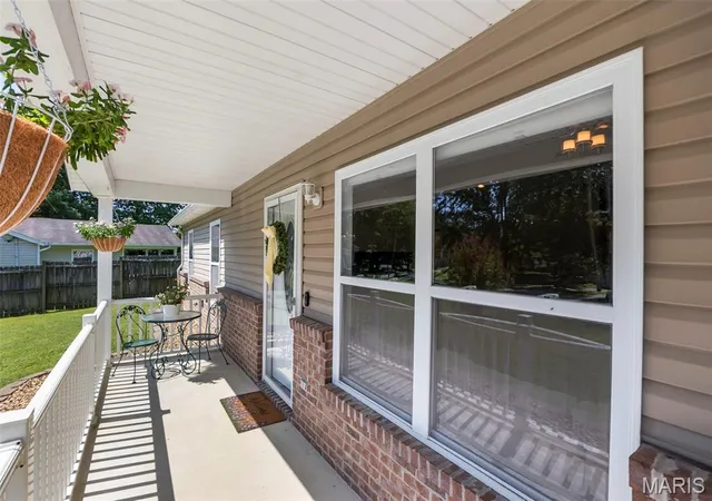 Photo 3 of Single family home for sale at 823 W Rodney Dr, Cape Girardeau, MO 63701 | MLS# MIS26046677 | Listing updated on 2026-09-14
