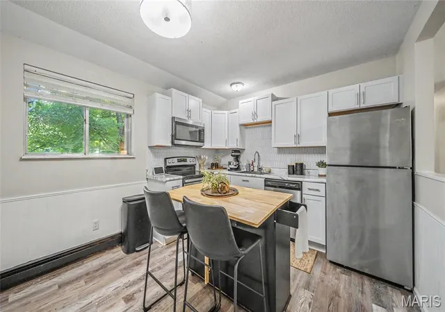 Photo 4 of Single family home for sale at 403 Fox Creek Rd, Rolla, MO 65401 | MLS# MIS26046882 | Listing updated on 2026-09-14
