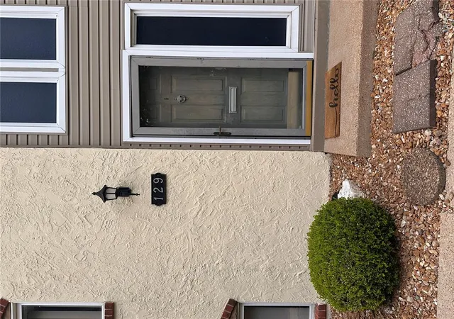 Photo 2 of Townhouse for sale at 129 Carmel Woods Dr, Ellisville, MO 63021 | MLS# MIS26047266 | Listing updated on 2026-09-12