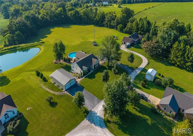 Photo 1 of Single family home for sale at 136 Raspberry Ln, Jackson, MO 63755 | MLS# MIS26047490 | Listing updated on 2026-09-12