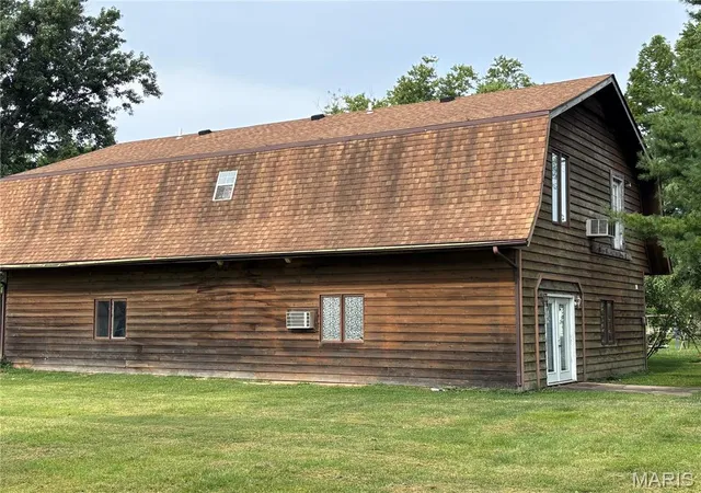 Photo 2 of Multi family home for sale at 518 W Harris Ave #A-D, Greenville, IL 62246 | MLS# MIS26047612 | Listing updated on 2026-09-11