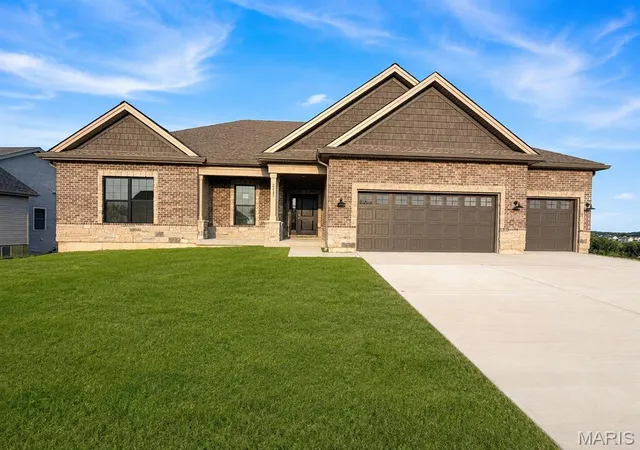 Single family home for sale at 216 Fiddler's Close Rd #216 STB, Washington, MO 63068 | MLS# MIS26047812