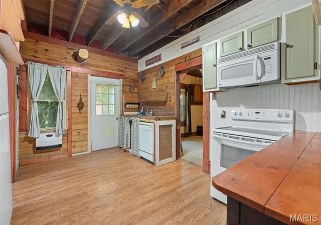 Photo 4 of Single family home for sale at 15 Penrod Ln, Hermann, MO 65041 | MLS# MIS26047990 | Listing updated on 2026-09-15