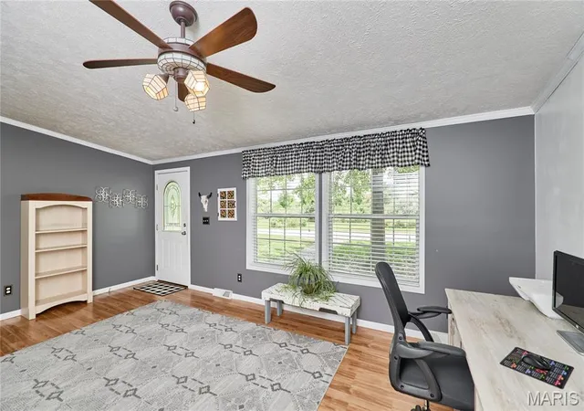 Photo 4 of Manufactured home for sale at 141 Sun Haven Dr, Silex, MO 63377 | MLS# MIS26048121 | Listing updated on 2026-10-03