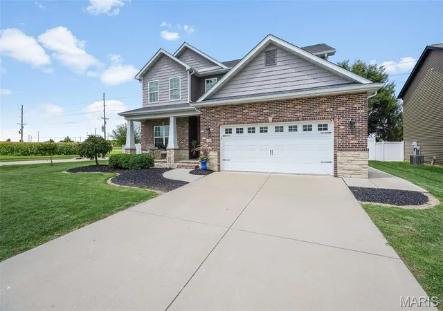 Photo 3 of Single family home for sale at 799 Allenbrook Ave, O Fallon, IL 62269 | MLS# MIS26048122 | Listing updated on 2026-09-15