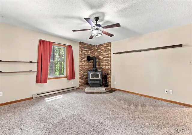 Photo 4 of Sale Pending at 544 Anaconda Rd, Saint Clair, MO 63077 | MLS# MIS26048299 | Listing updated on 2026-09-15