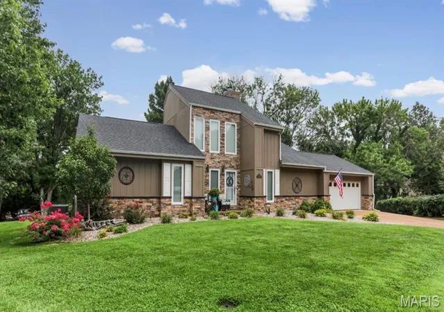 Photo 1 of Single family home for sale at 1006 Patti Ct, Red Bud, IL 62278 | MLS# MIS26048310 | Listing updated on 2026-10-15