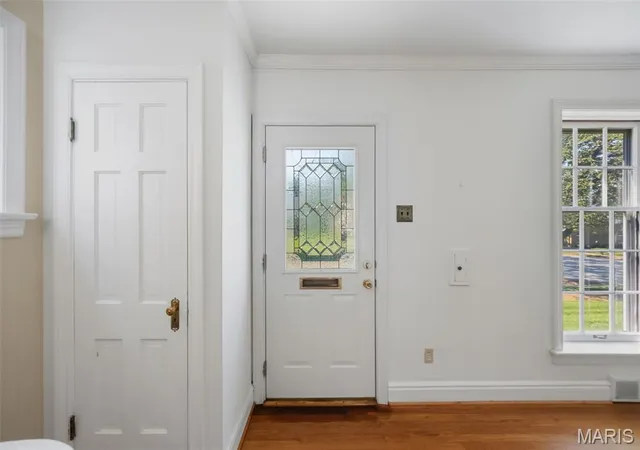 Photo 3 of Sale Pending at 6067 Lansdowne Ave, Saint Louis, MO 63109 | MLS# MIS26048341 | Listing updated on 2026-10-14