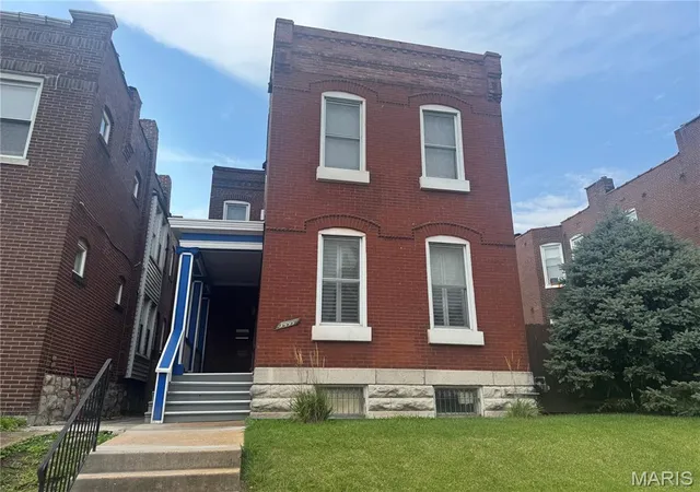Photo 1 of Single family home for sale at 3444 Chippewa St, Saint Louis, MO 63118 | MLS# MIS26048600 | Listing updated on 2026-09-09