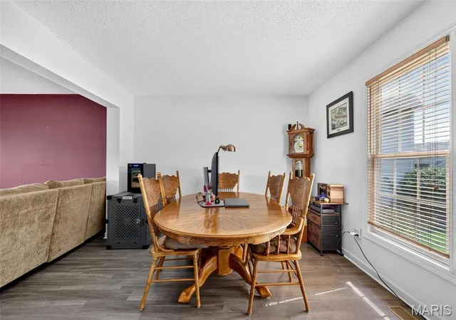 Listing Photo 4 - Condo for sale in building located at 247 John Charles Dr, Wentzville, MO 63385 - Unit #2163B