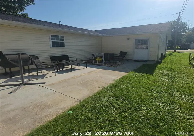 Photo 4 of Single family home for sale at 318 S Sassafras St, Dexter, MO 63841 | MLS# MIS26048913 | Listing updated on 2026-09-15