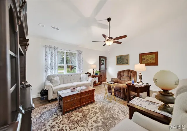 Photo 3 of Single family home for sale at 215 Nina St, Dixon, MO 65459 | MLS# MIS26048955 | Listing updated on 2026-09-12