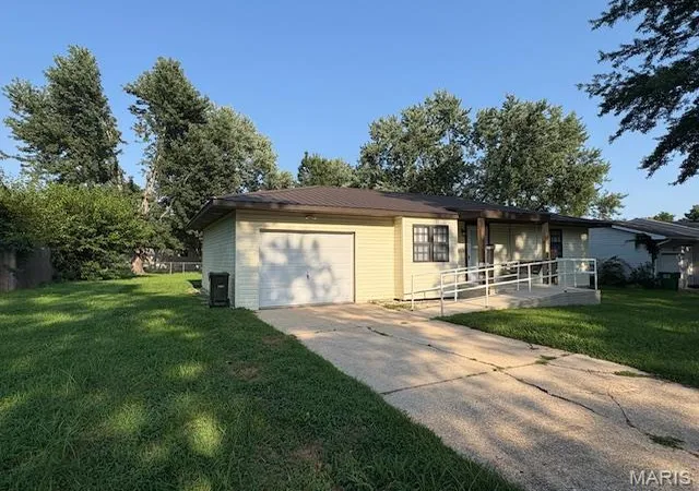 Photo 3 of Single family home for sale at 211 Belmont Dr, Rolla, MO 65401 | MLS# MIS26049072 | Listing updated on 2026-09-11