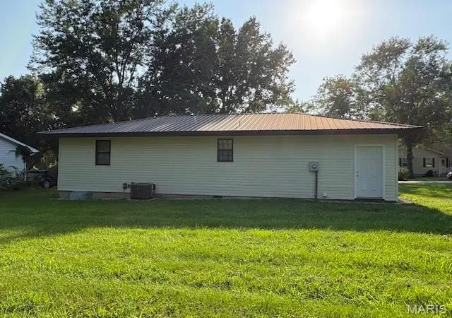 Photo 4 of Single family home for sale at 211 Belmont Dr, Rolla, MO 65401 | MLS# MIS26049072 | Listing updated on 2026-09-11