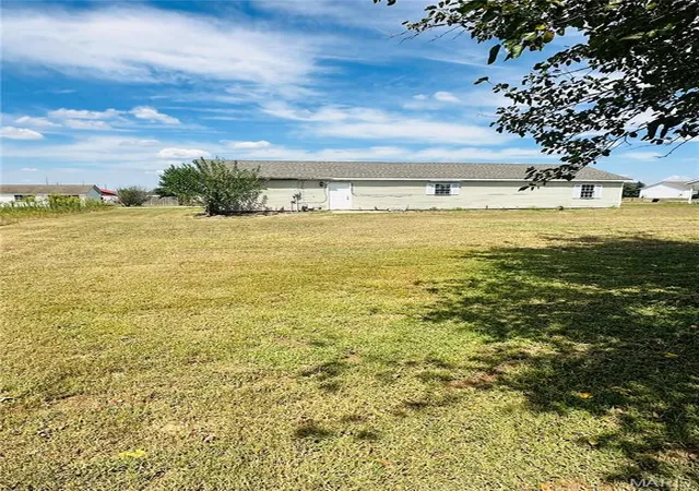Photo 2 of Sale Pending at 503 Sagebrush Ln, Kennett, MO 63857 | MLS# MIS26049110 | Listing updated on 2026-09-14