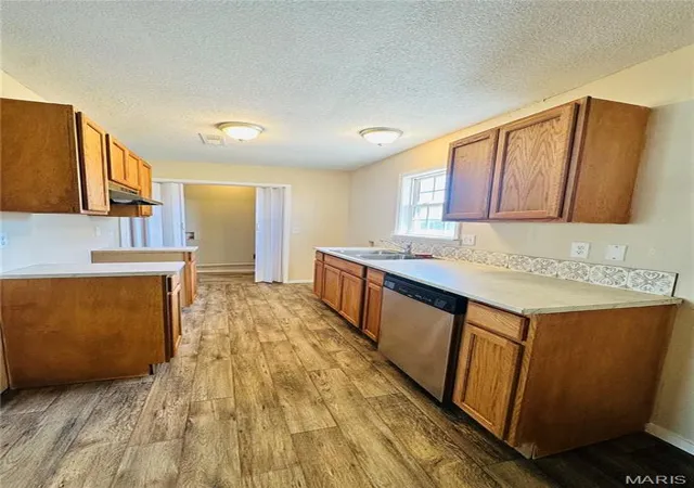 Photo 4 of Sale Pending at 503 Sagebrush Ln, Kennett, MO 63857 | MLS# MIS26049110 | Listing updated on 2026-09-14