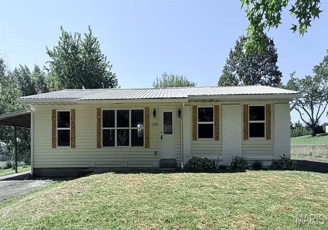 Single family home for sale at 2181 Spring Bluff Rd, Sullivan, MO 63080 | MLS# MIS26049318