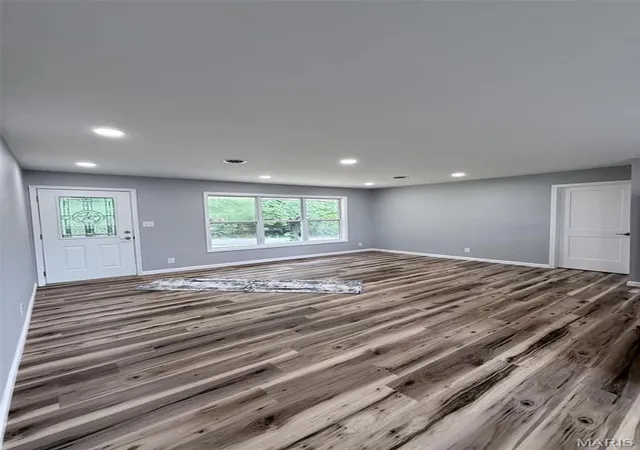 Photo 3 of Single family home for sale at 2181 Spring Bluff Rd, Sullivan, MO 63080 | MLS# MIS26049318 | Listing updated on 2026-10-06