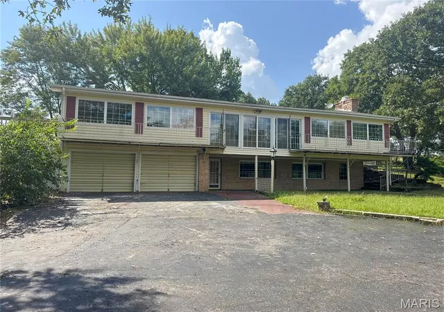 Single family home for sale at 1500 Hwy K, Saint Clair, MO 63077 | MLS# MIS26049769