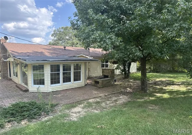 Photo 3 of Single family home for sale at 1500 Hwy K, Saint Clair, MO 63077 | MLS# MIS26049769 | Listing updated on 2026-09-11