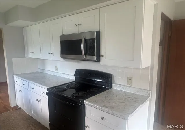 Photo 3 of Single family home for sale at 740 Watkins Dr, Cape Girardeau, MO 63701 | MLS# MIS26049775 | Listing updated on 2026-09-11