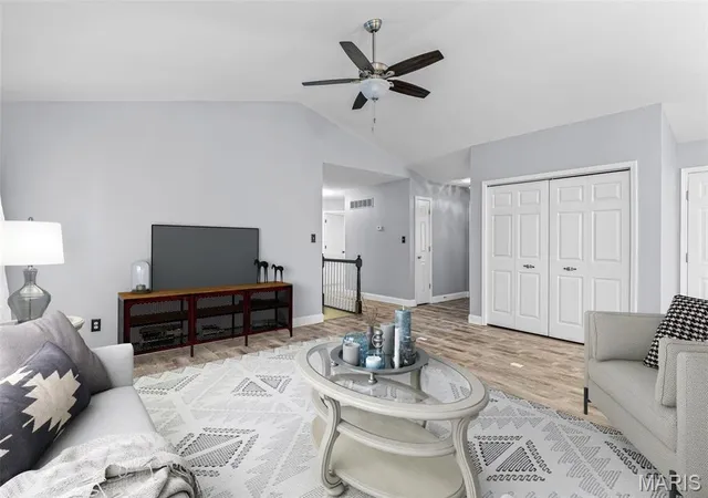 Photo 4 of Single family home for sale at 223 Williamsburg Dr, Crystal City, MO 63019 | MLS# MIS26049945 | Listing updated on 2026-09-08