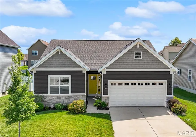 Photo 1 of Single family home for sale at 3914 Narrow Leaf Ln, Belleville, IL 62226 | MLS# MIS26050056 | Listing updated on 2026-10-29