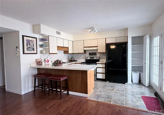 Photo 3 of Condo for sale at 840 Dumont Pl, Saint Louis, MO 63125 | MLS# MIS26050313 | Listing updated on 2026-10-05