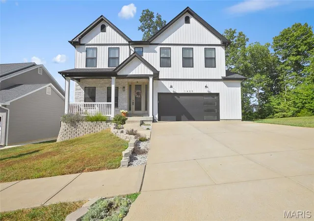 Photo 1 of Single family home for sale at 1409 Burrwyck Ln, Herculaneum, MO 63048 | MLS# MIS26050317 | Listing updated on 2026-09-12
