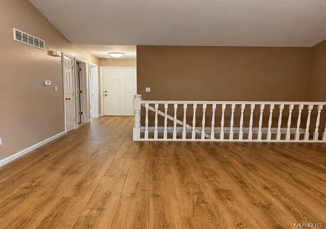 Photo 4 of Sale Pending at 620 Grayhawk Cir, Wentzville, MO 63385 | MLS# MIS26050456 | Listing updated on 2026-09-28