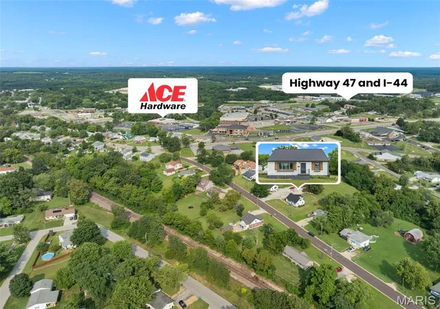 Photo 4 of Single family home for sale at 1165 Moselle Rd, Saint Clair, MO 63077 | MLS# MIS26050573 | Listing updated on 2026-09-11