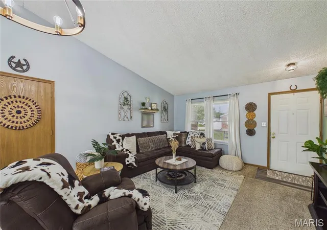 Photo 4 of Single family home for sale at 2172 Larkspur Lndg, Imperial, MO 63052 | MLS# MIS26050626 | Listing updated on 2026-09-12