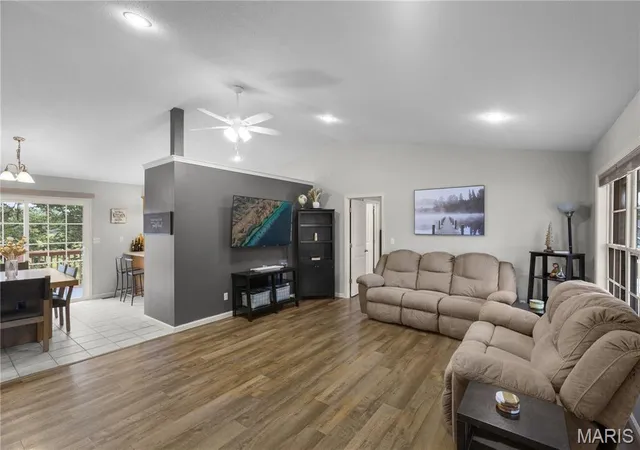 Photo 3 of Single family home for sale at 467 Oak Meadow Dr, Jackson, MO 63755 | MLS# MIS26050627 | Listing updated on 2026-09-25