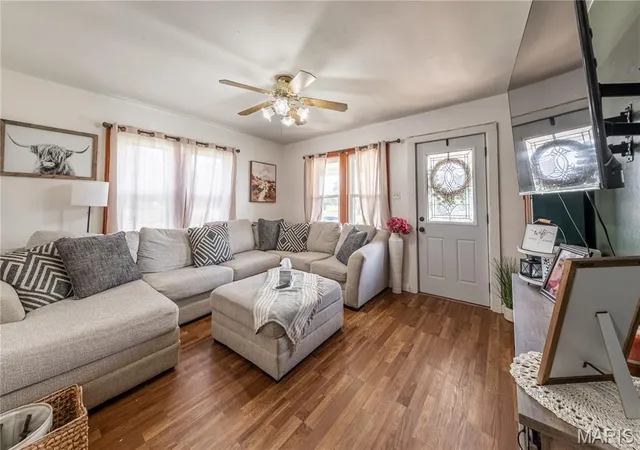 Photo 3 of Single family home for sale at 1606 Old Saint Marys Rd, Perryville, MO 63775 | MLS# MIS26050652 | Listing updated on 2026-09-18