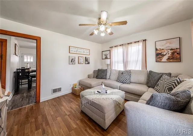 Photo 4 of Single family home for sale at 1606 Old Saint Marys Rd, Perryville, MO 63775 | MLS# MIS26050652 | Listing updated on 2026-09-18