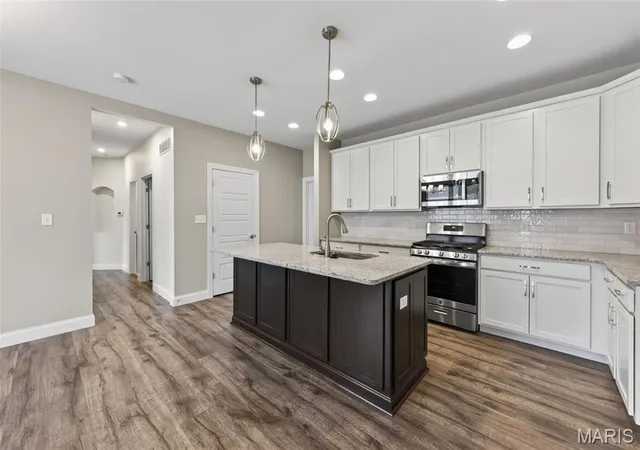 Photo 3 of Sale Pending at 146 Haven Ridge Ct, O Fallon, MO 63368 | MLS# MIS26050818 | Listing updated on 2026-09-14
