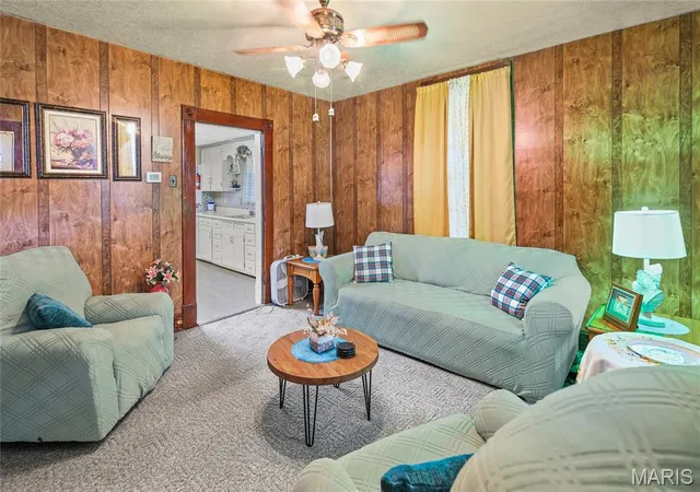 Photo 3 of Single family home for sale at 406 S 5Th St, Caseyville, IL 62232 | MLS# MIS26050886 | Listing updated on 2026-09-29