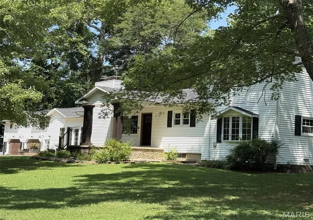 Single family home for sale at 2710 Hwy 17, Crocker, MO 65452 | MLS# MIS26050983