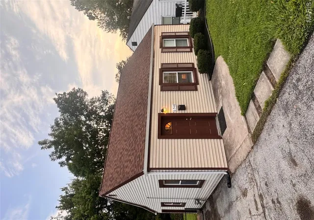 Photo 3 of Single family home for sale at 6748 Vernon Ave, Saint Louis, MO 63130 | MLS# MIS26051094 | Listing updated on 2026-09-11