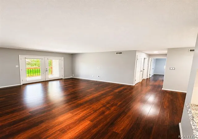 Photo 2 of Condo for sale at 6803 Cottage Grove Ln #B, Saint Louis, MO 63129 | MLS# MIS26051106 | Listing updated on 2026-09-11