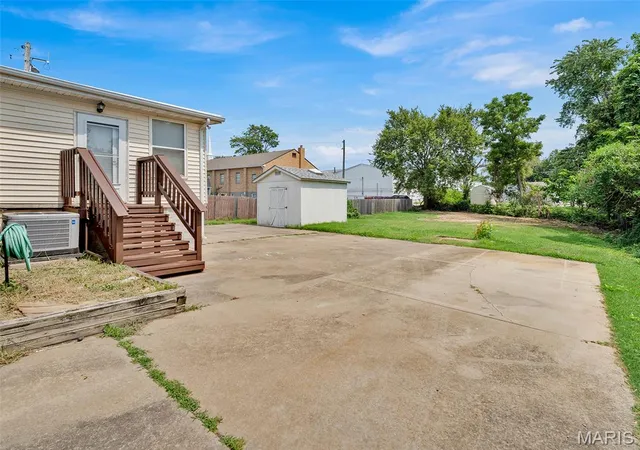 Photo 2 of Single family home for sale at 2334 Wismer Ave, Saint Louis, MO 63114 | MLS# MIS26051544 | Listing updated on 2026-09-15