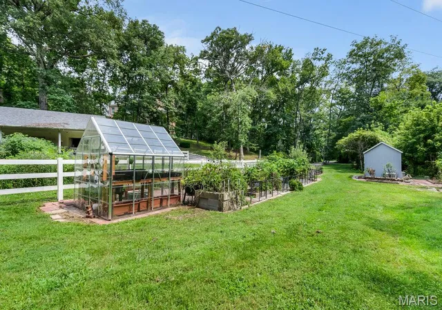 Photo 3 of Single family home for sale at 22 Rocky Ford Rd, Belleville, IL 62221 | MLS# MIS26051562 | Listing updated on 2026-09-28