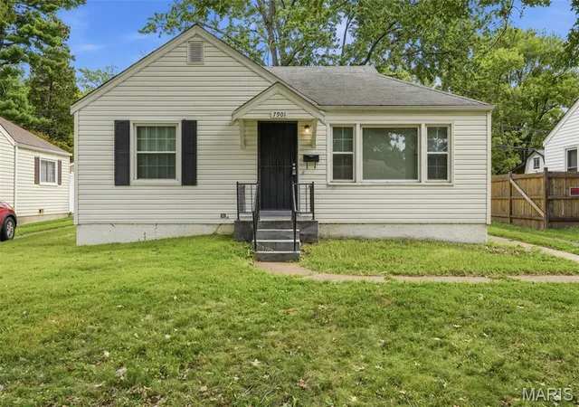 Photo 1 of Sale Pending at 7901 Alert Dr, Saint Louis, MO 63133 | MLS# MIS26051640 | Listing updated on 2026-09-15