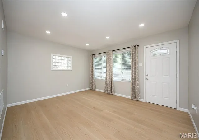 Photo 2 of Single family home for sale at 7706 Genesta St, Saint Louis, MO 63123 | MLS# MIS26051732 | Listing updated on 2026-09-14